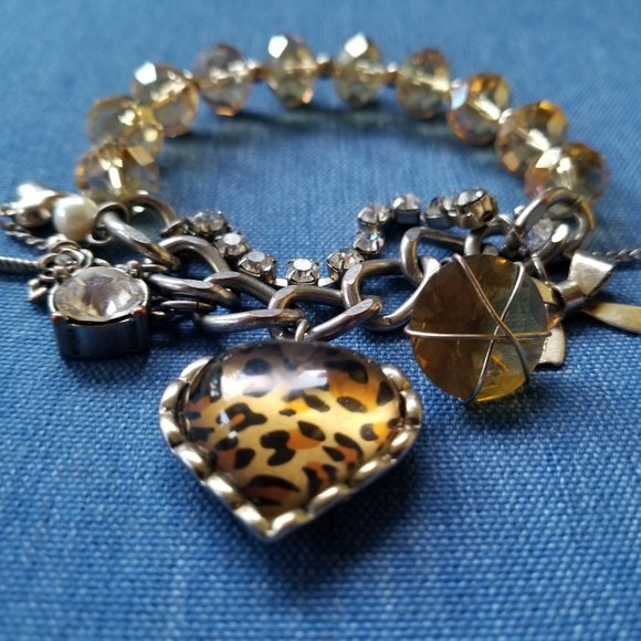 Betsey Johnson Jewelry - 💛Betsey Johnson Cat Cheetah Print Heart Charm Bracelet - EPC💛